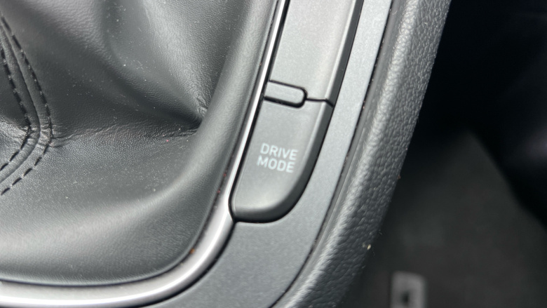 Hyundai Kona 1.0 TGDi 48V MHEV SE Connect 5dr Petrol Hatchback